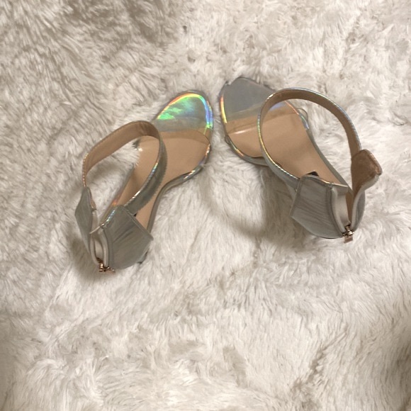 OnlyMaker iridescent silver open toe heels size 41 - Picture 6 of 14